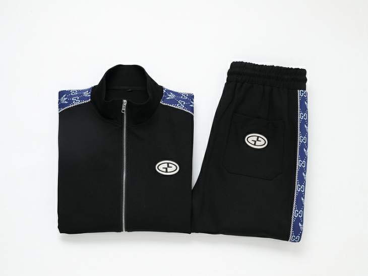 Picture of Gucci Sweater Suits _SKUGucciM-3XL25wr0139809